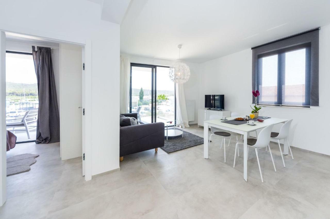 D. Marine Apartments Bibinje Bagian luar foto