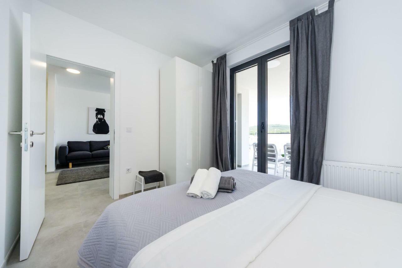 D. Marine Apartments Bibinje Bagian luar foto