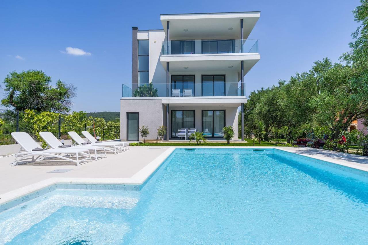 D. Marine Apartments Bibinje Bagian luar foto